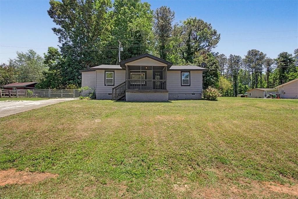 3 bedroom, 1 bathroom, 912 sq ft single family residence for sale at 290 Dock Hyde Road, Carrollton, GA 30116 — photo 7