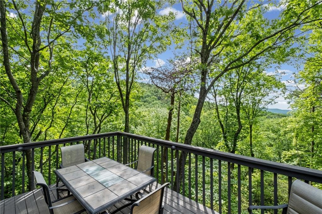 3 bedroom, 3 bathroom, 2,176 sq ft single family residence for sale at 1888 Valley View Drive, Big Canoe, GA 30143 — photo 2