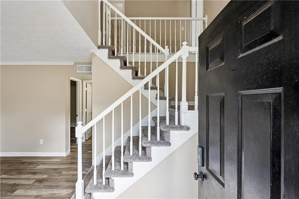 4 bedroom, 3 bathroom, 2,207 sq ft single family residence for sale at 120 Birch Court, Fayetteville, GA 30214 — photo 4