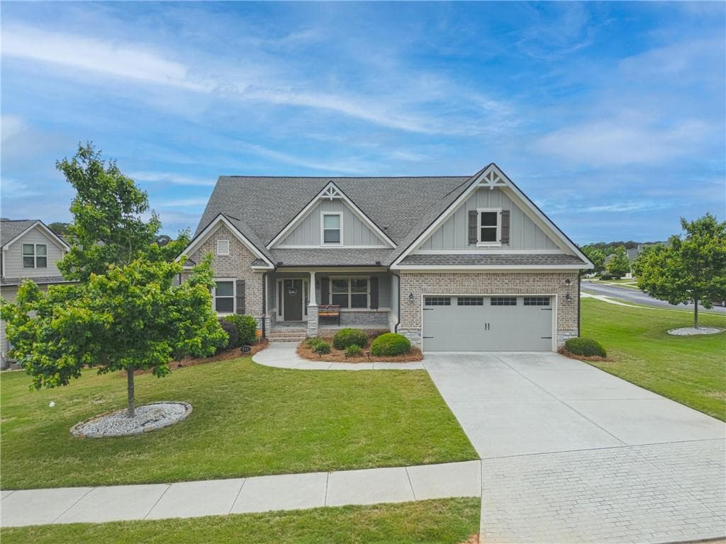 4 bedroom, 4 bathroom, 2,670 sq ft single family residence for sale at 712 Fleeting Way, Monroe, GA 30655