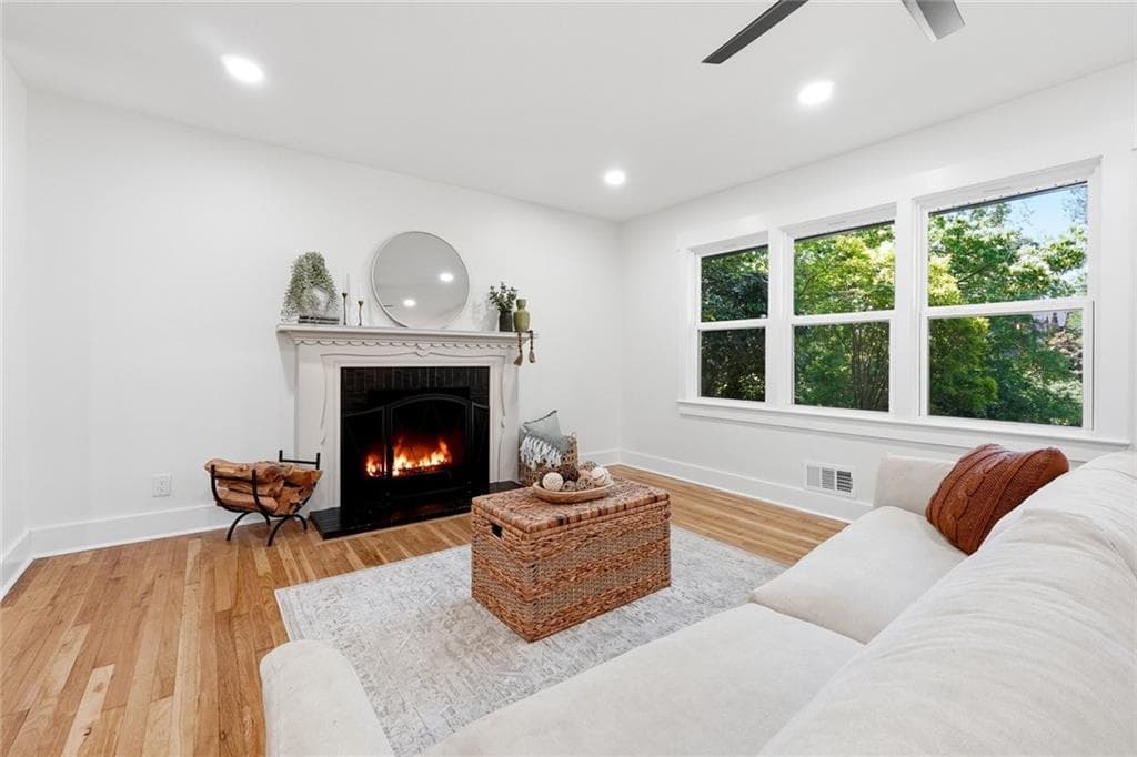 3 bedroom, 2 bathroom, 1,716 sq ft single family residence for sale at 3100 N Druid Hills Road, Decatur, GA 30033 — photo 6