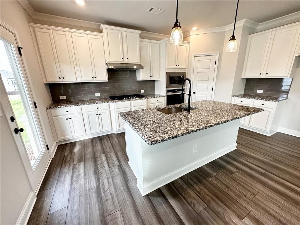 4 bedroom, 3 bathroom single family residence for rent at 1772 Dover Creek Lane, Lawrenceville, GA 30045 for $2,750 a month — photo 5