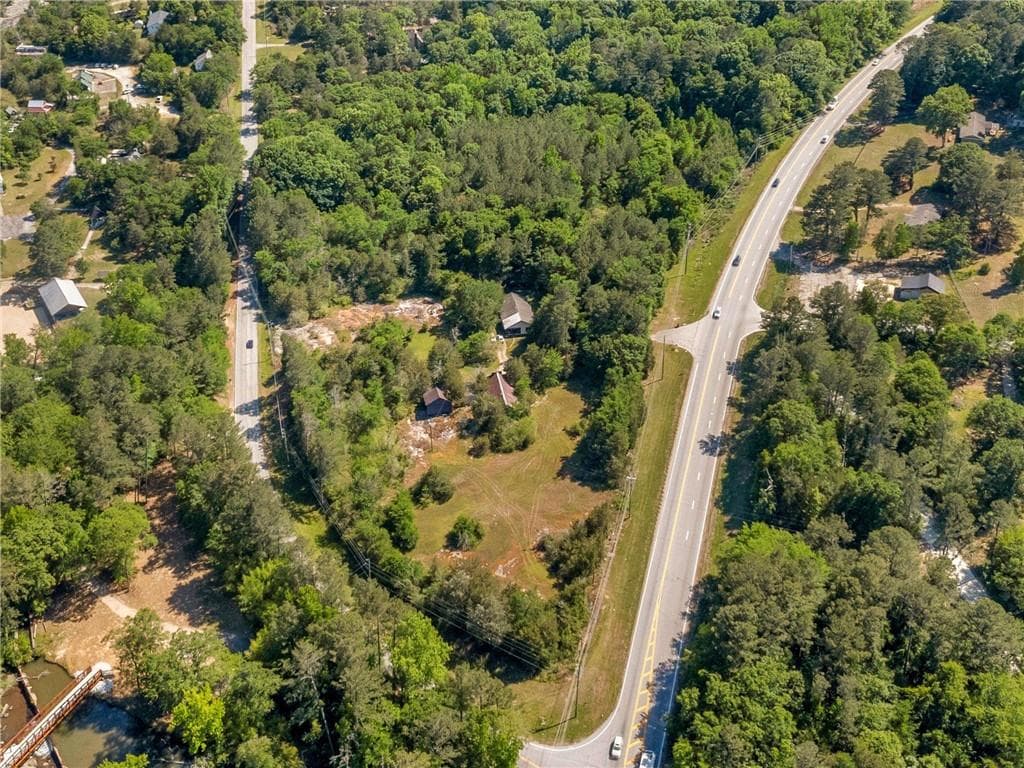 2 bedroom, 2 bathroom, 1,724 sq ft single family residence under contract at 3449 Hwy 138 Highway, Conyers, GA 30013 — photo 6