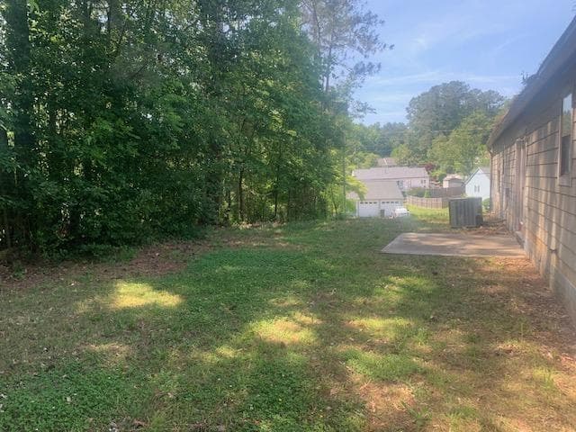3 bedroom, 2 bathroom, 1,400 sq ft single family residence for sale at 402 River Point Drive, Woodstock, GA 30188 — photo 5