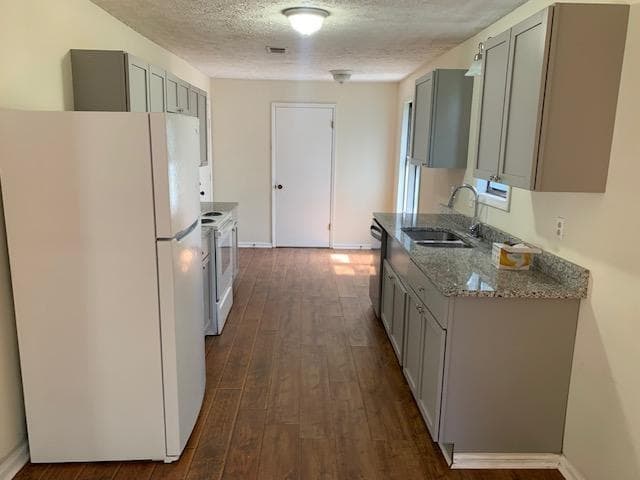 3 bedroom, 2 bathroom, 1,400 sq ft single family residence for sale at 402 River Point Drive, Woodstock, GA 30188 — photo 6