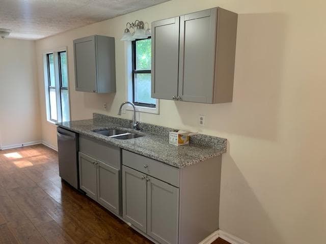 3 bedroom, 2 bathroom, 1,400 sq ft single family residence for sale at 402 River Point Drive, Woodstock, GA 30188 — photo 7