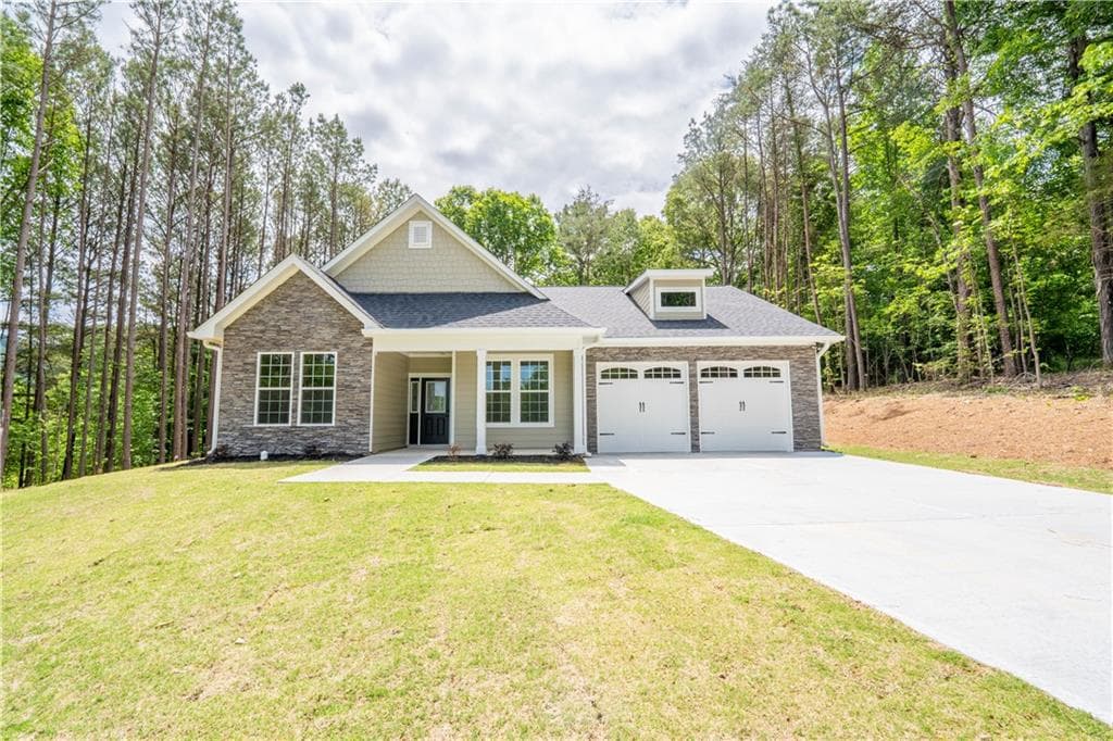 3 bedroom, 3 bathroom, 2,400 sq ft single family residence for sale at 2013 Deer Crossing, Rocky Face, GA 30740 — photo 3