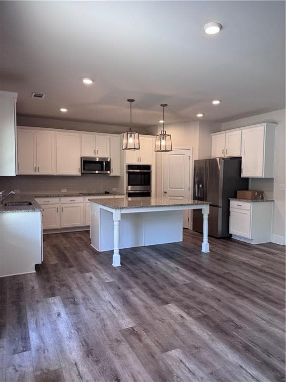 5 bedroom, 3 bathroom single family residence for rent at 1850 Silver Crest Way, Hoschton, GA 30548 for $3,000 a month — photo 8