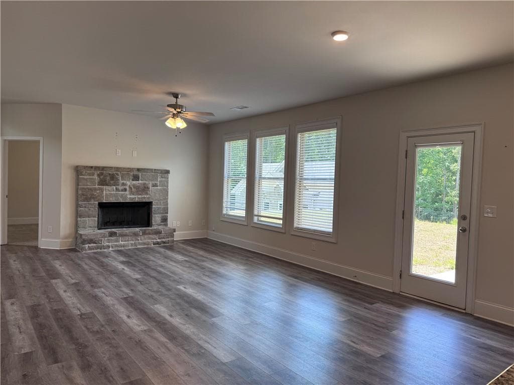 5 bedroom, 3 bathroom single family residence for rent at 1850 Silver Crest Way, Hoschton, GA 30548 for $3,000 a month — photo 6