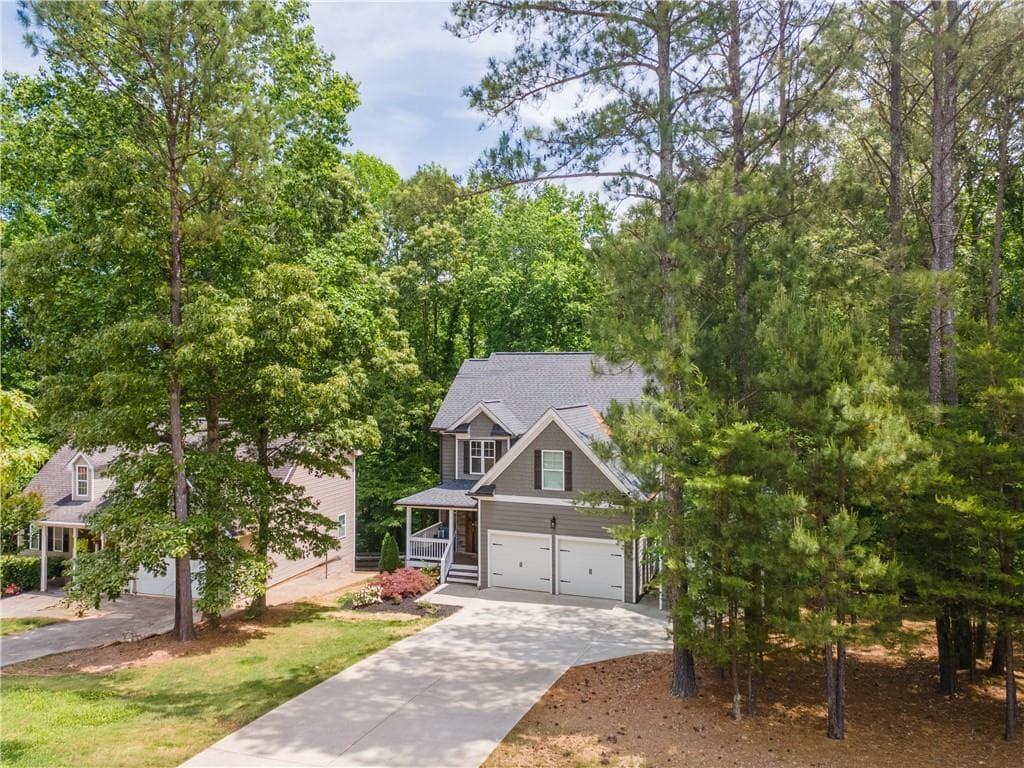 4 bedroom, 3 bathroom, 1,882 sq ft single family residence for sale at 46 Longview Drive, Dawsonville, GA 30534 — photo 2