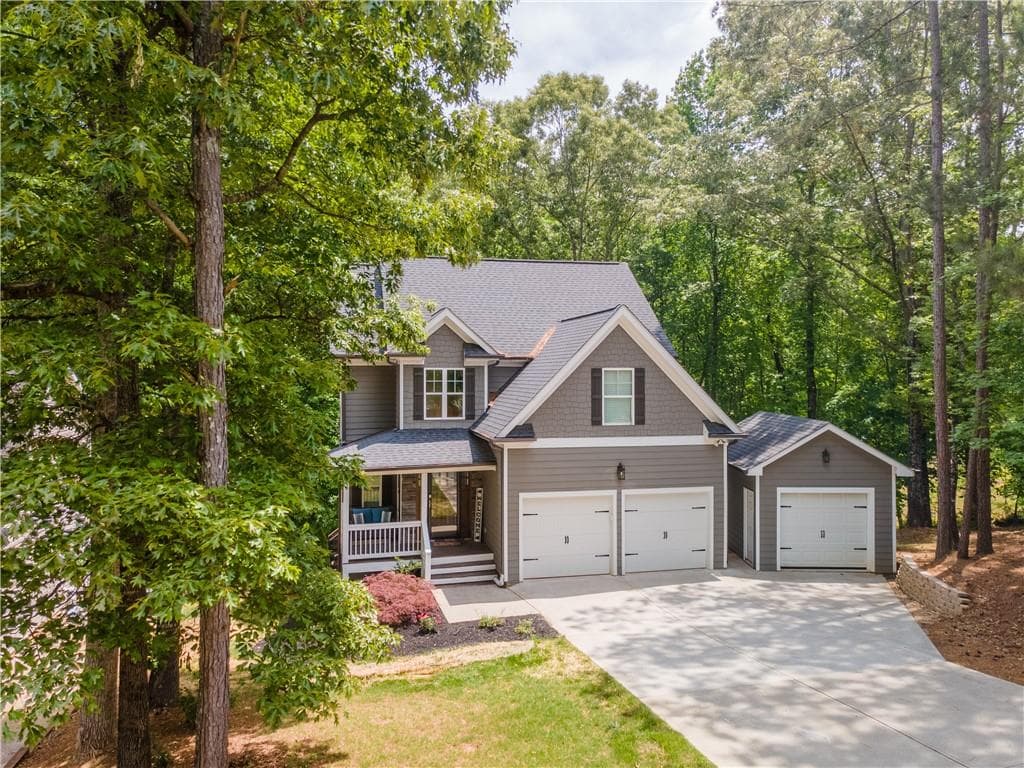 4 bedroom, 3 bathroom, 1,882 sq ft single family residence for sale at 46 Longview Drive, Dawsonville, GA 30534 — photo 3