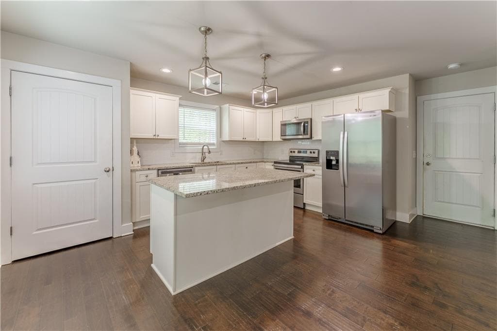 4 bedroom, 3 bathroom, 1,882 sq ft single family residence for sale at 46 Longview Drive, Dawsonville, GA 30534 — photo 10