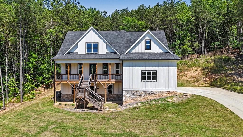 4 bedroom, 3 bathroom, 2,334 sq ft single family residence for sale at 113 Cherokee Estates Drive, Cedartown, GA 30125 — photo 2