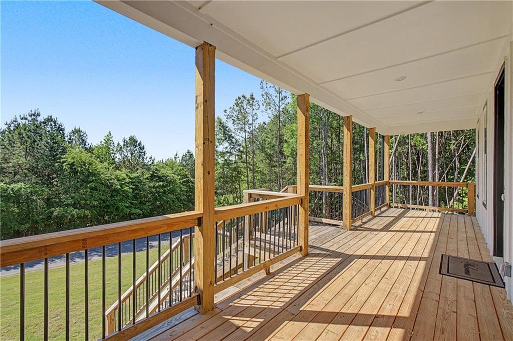 4 bedroom, 3 bathroom, 2,334 sq ft single family residence for sale at 113 Cherokee Estates Drive, Cedartown, GA 30125 — photo 6