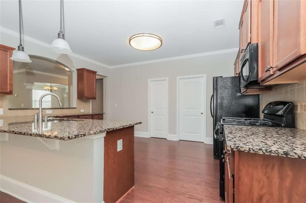4 bedroom, 3 bathroom, 2,618 sq ft single family residence for sale at 7553 Watson Circle, Locust Grove, GA 30248 — photo 7