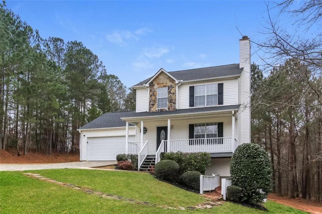 4 bedroom, 4 bathroom, 1,684 sq ft single family residence for sale at 1380 Timber Walk Drive, Loganville, GA 30052 — photo 3