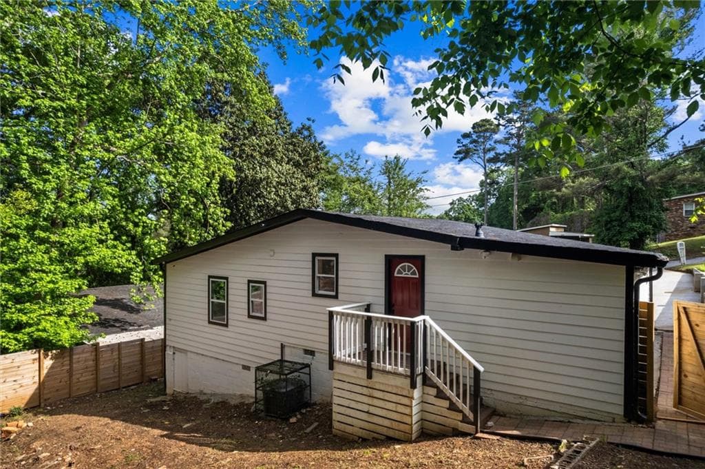 4 bedroom, 2 bathroom, 1,500 sq ft single family residence for sale at 1614 Abner Terrace, Atlanta, GA 30318 — photo 6