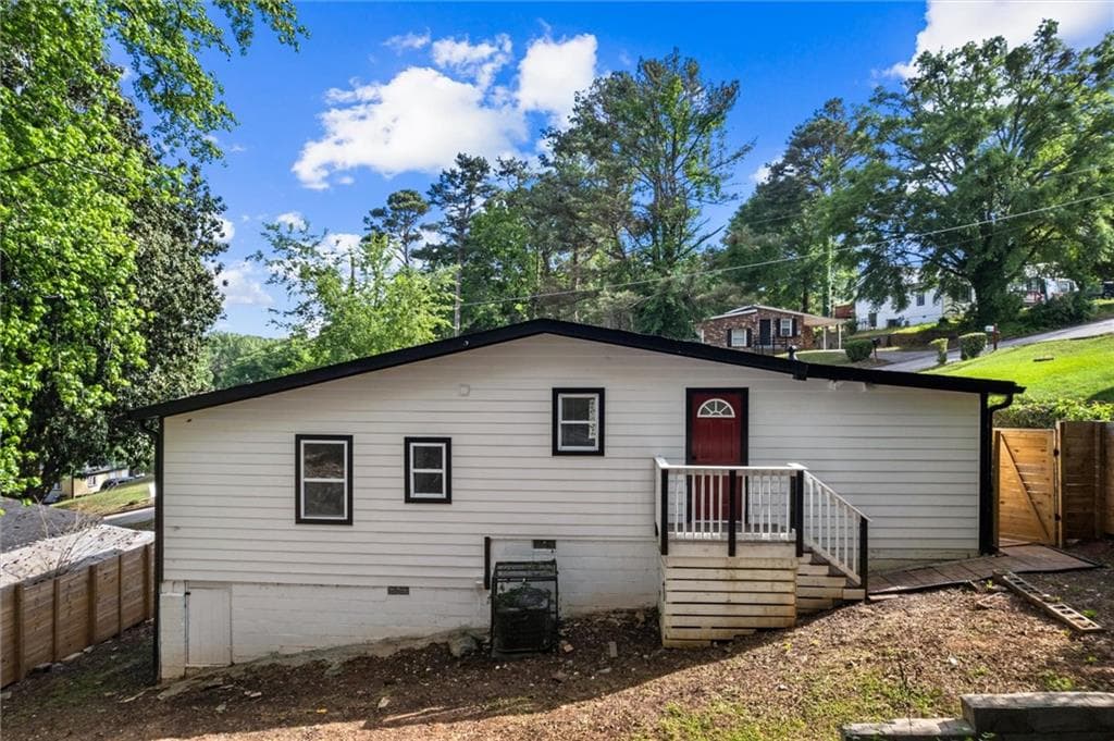 4 bedroom, 2 bathroom, 1,500 sq ft single family residence for sale at 1614 Abner Terrace, Atlanta, GA 30318 — photo 7
