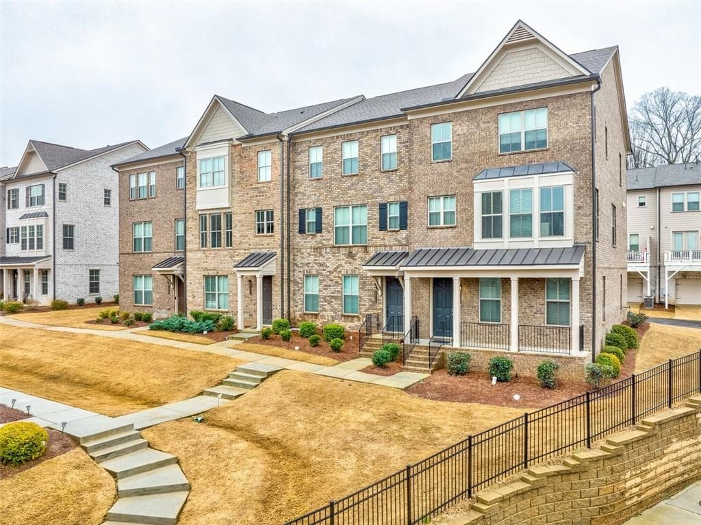 4 bedroom, 4 bathroom, 2,250 sq ft townhouse sold at 2510 Great Silver Fir Alley, Atlanta, GA 30360