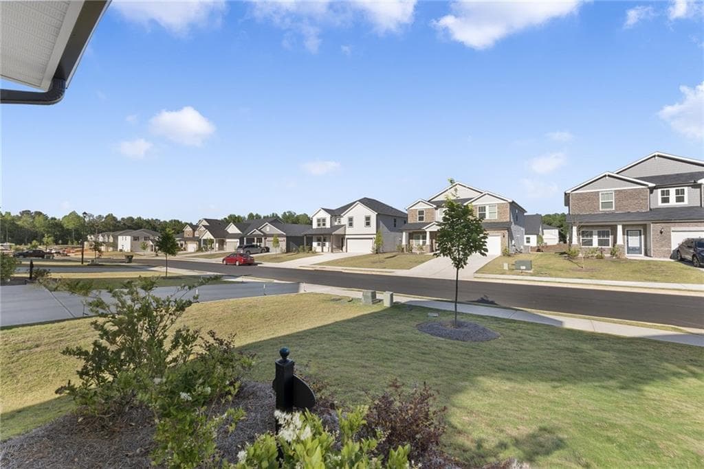 5 bedroom, 5 bathroom, 3,332 sq ft single family residence for rent at 2929 Sweet Red Circle, Braselton, GA 30517 for $3,100 a month — photo 6