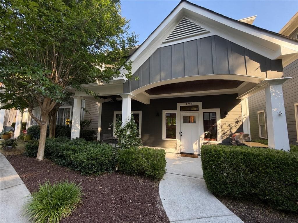 3 bedroom, 3 bathroom, 1,846 sq ft single family residence for sale at 196 Wingo Street, Norcross, GA 30071 — photo 2