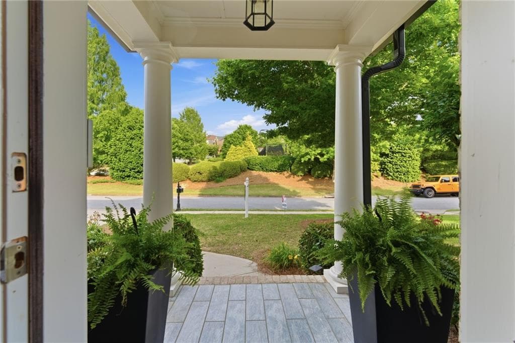 6 bedroom, 4 bathroom, 4,585 sq ft single family residence for sale at 2855 Etienne Lane, Cumming, GA 30041 — photo 7