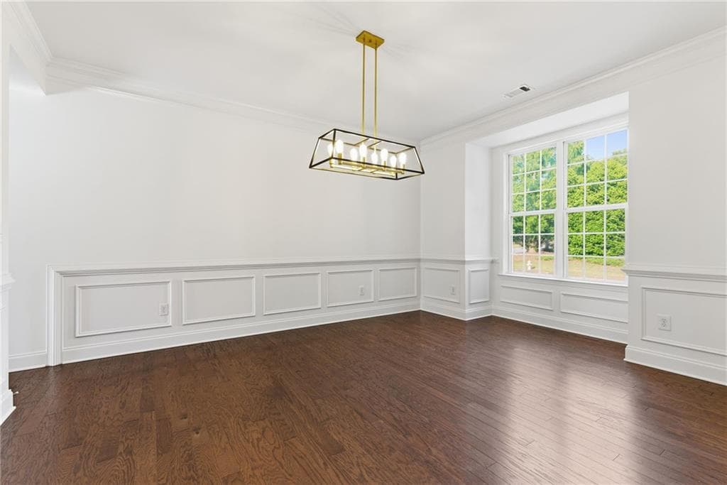 6 bedroom, 4 bathroom, 4,585 sq ft single family residence for sale at 2855 Etienne Lane, Cumming, GA 30041 — photo 10