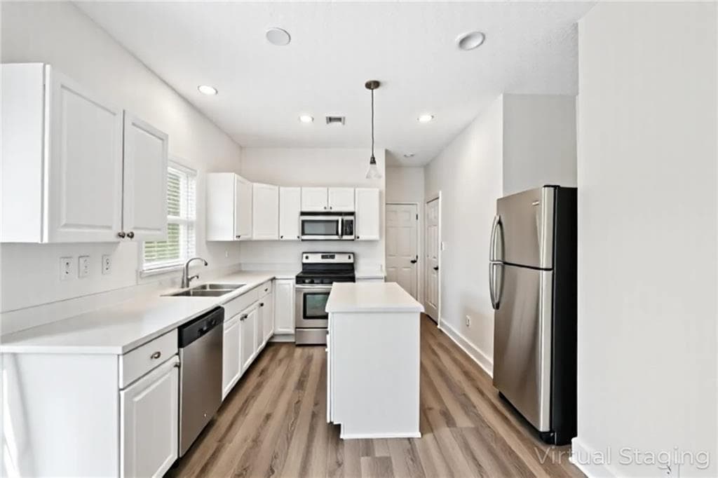 4 bedroom, 3 bathroom, 1,991 sq ft single family residence for sale at 877 Dunlin Fields Drive, Lawrenceville, GA 30044 — photo 7