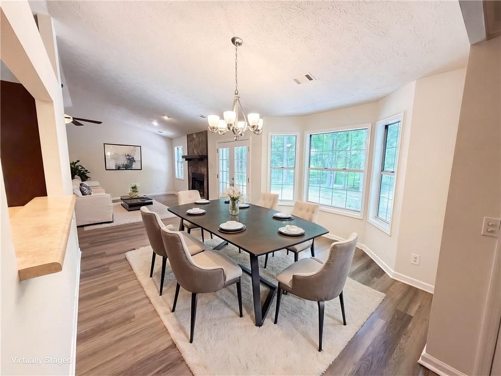 4 bedroom, 2 bathroom, 1,957 sq ft single family residence under contract at 1121 Canvas Back Drive, Woodstock, GA 30189 — photo 8