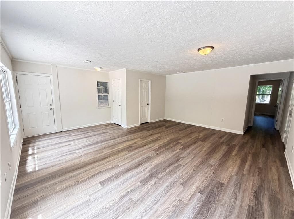 4 bedroom, 2 bathroom, 1,957 sq ft single family residence under contract at 1121 Canvas Back Drive, Woodstock, GA 30189 — photo 10