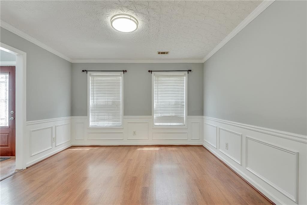 4 bedroom, 3 bathroom, 2,035 sq ft single family residence for rent at 3337 Baymount Way, Lawrenceville, GA 30043 for $2,100 a month — photo 9