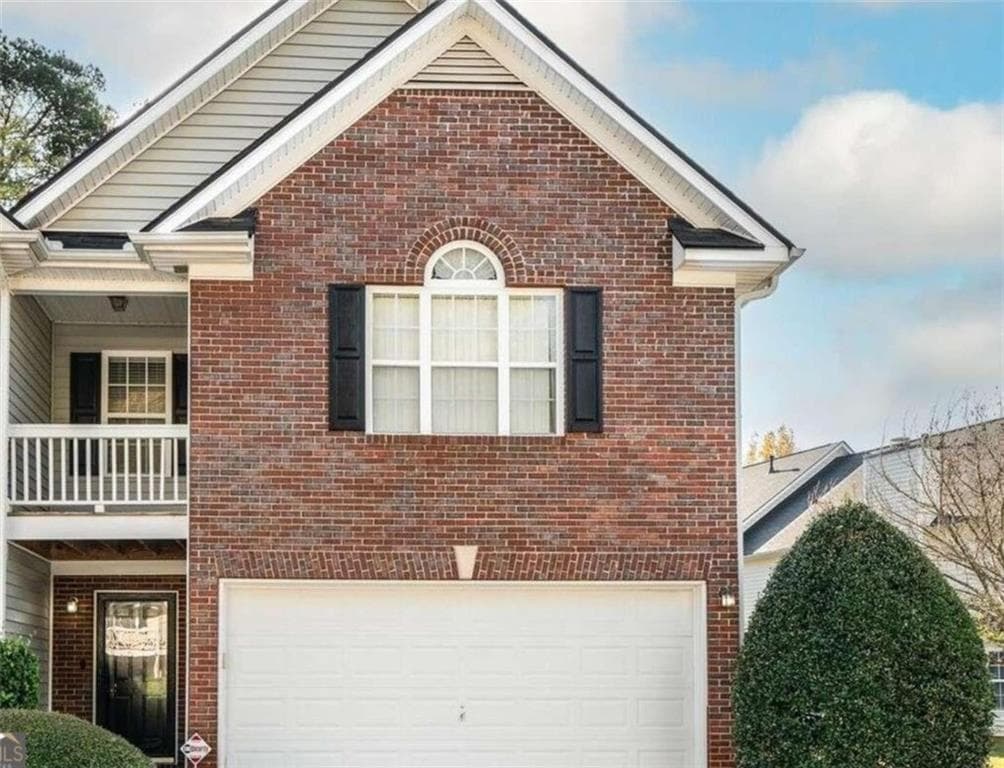 2 bedroom, 3 bathroom townhouse for rent at 1922 Manhattan Parkway, Decatur, GA 30035 for $2,000 a month