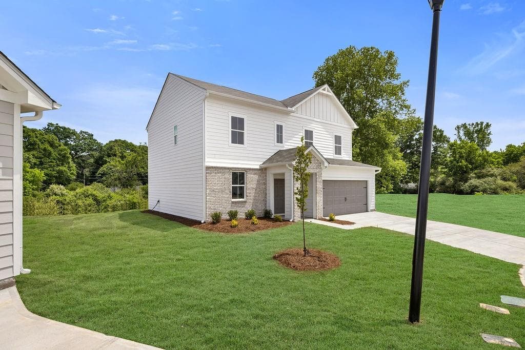 4 bedroom, 3 bathroom, 2,077 sq ft single family residence for sale at 172 Sweet Water Lane, Rome, GA 30161 — photo 3