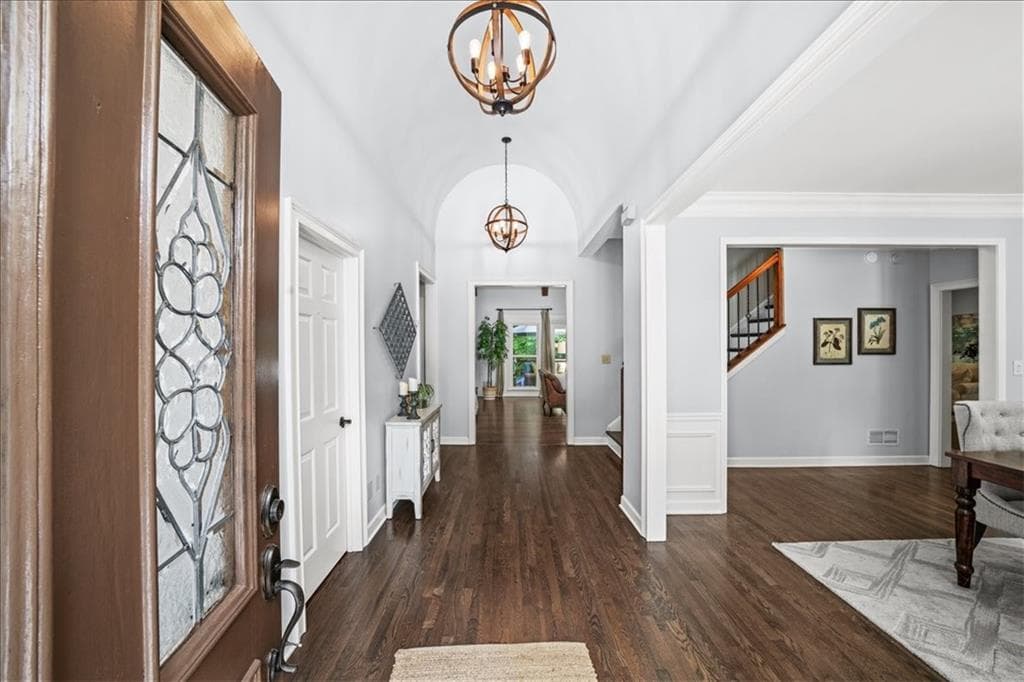 6 bedroom, 5 bathroom, 4,930 sq ft single family residence for sale at 5640 Sandown Way, Johns Creek, GA 30097 — photo 10
