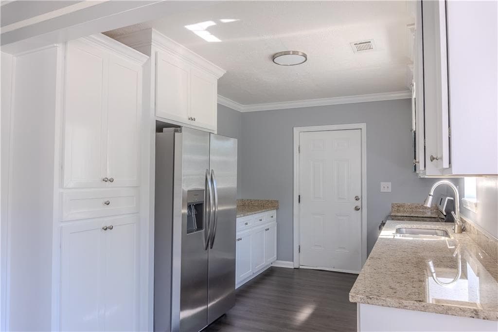 2 bedroom, 2 bathroom, 1,090 sq ft single family residence under contract at 53 Washington Drive, Forsyth, GA 31029 — photo 6