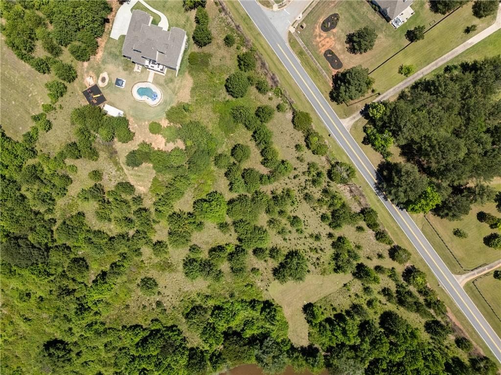 single family residence for sale at 6707 Bishop Road, Fairburn, GA 30213 — photo 8