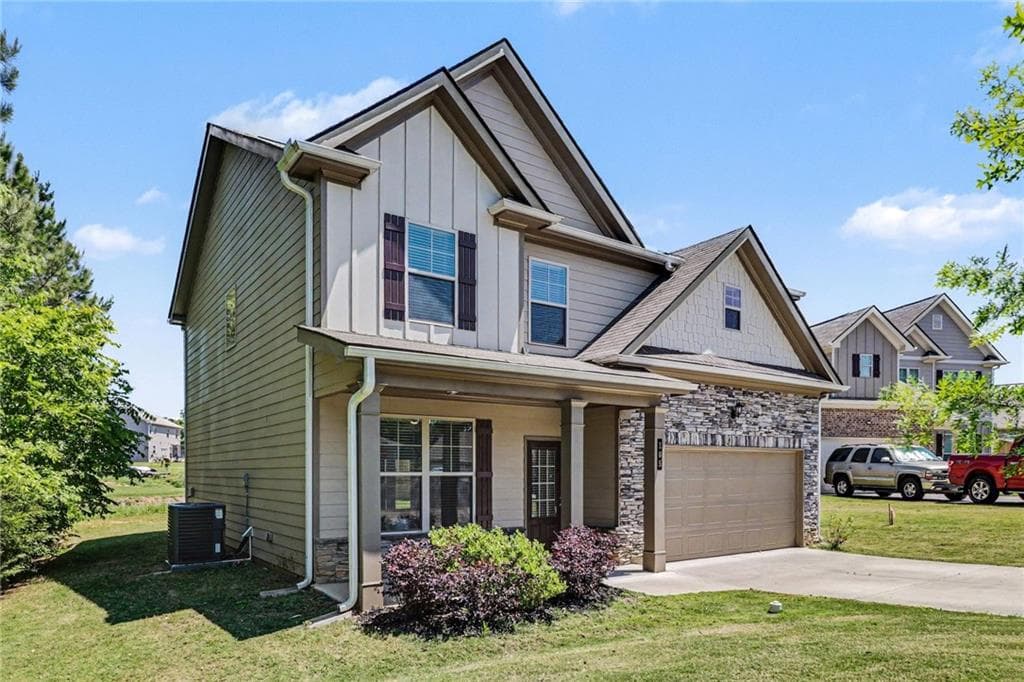 4 bedroom, 3 bathroom, 2,269 sq ft single family residence under contract at 105 Mcentyre Court, Calhoun, GA 30701 — photo 3