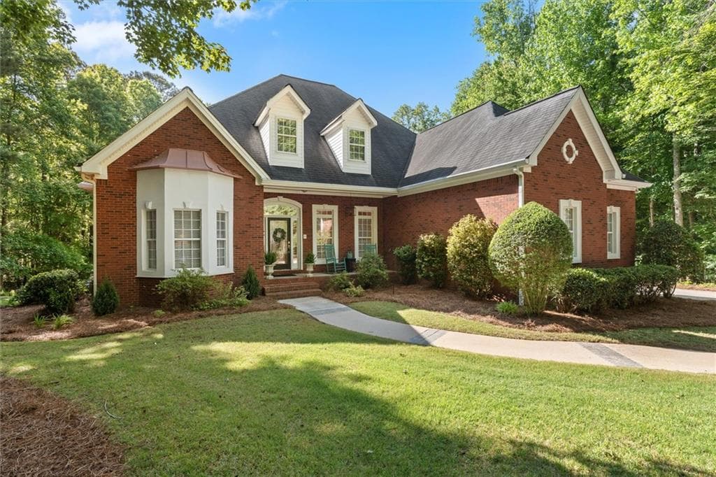 5 bedroom, 5 bathroom, 4,198 sq ft single family residence sold at 4310 Winslow Court, Douglasville, GA 30135
