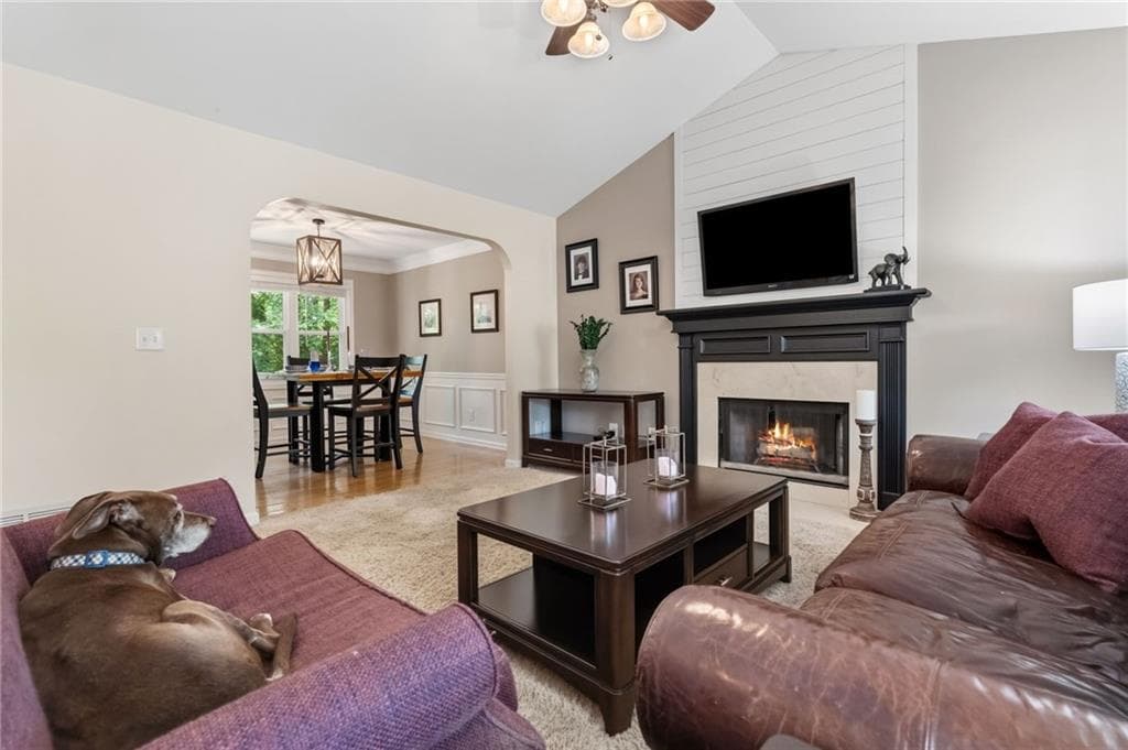 4 bedroom, 3 bathroom, 2,024 sq ft single family residence for sale at 304 Rose Creek Way, Woodstock, GA 30189 — photo 6