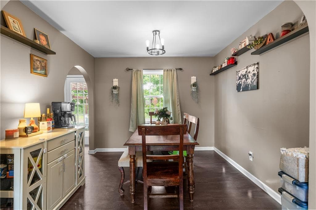 4 bedroom, 3 bathroom single family residence for sale at 106 Summerfield Court, Calhoun, GA 30701 — photo 7