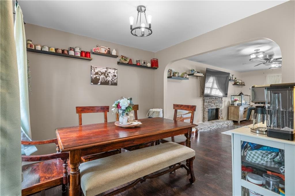 4 bedroom, 3 bathroom single family residence for sale at 106 Summerfield Court, Calhoun, GA 30701 — photo 8