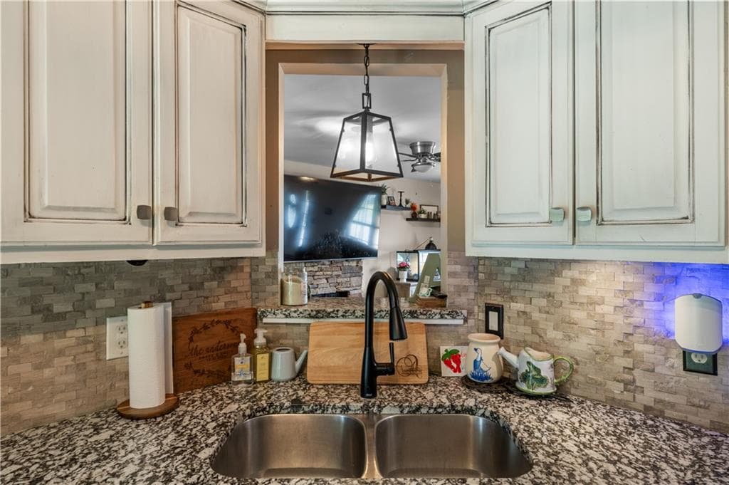 4 bedroom, 3 bathroom single family residence for sale at 106 Summerfield Court, Calhoun, GA 30701 — photo 10