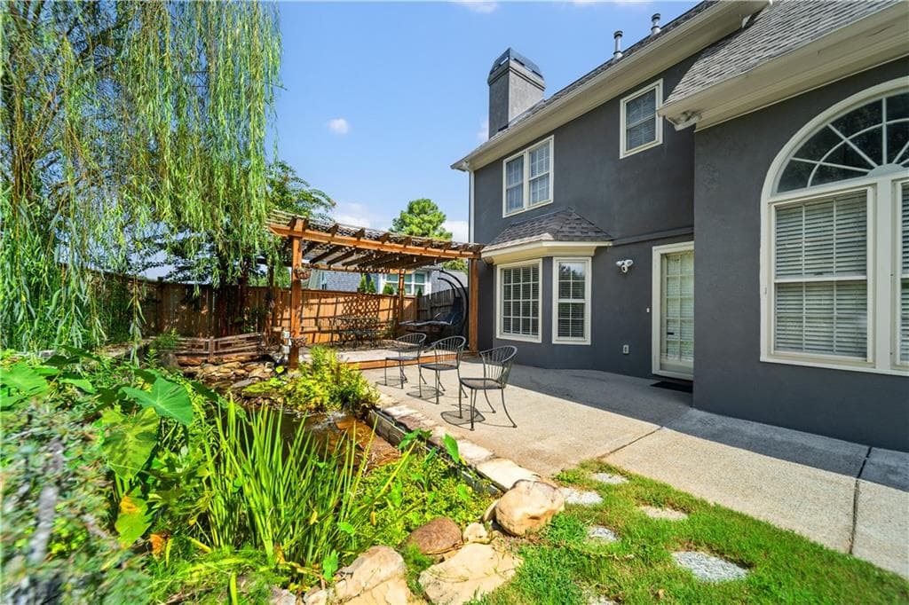 4 bedroom, 3 bathroom, 3,024 sq ft single family residence for sale at 931 New Bedford Drive, Marietta, GA 30068 — photo 7