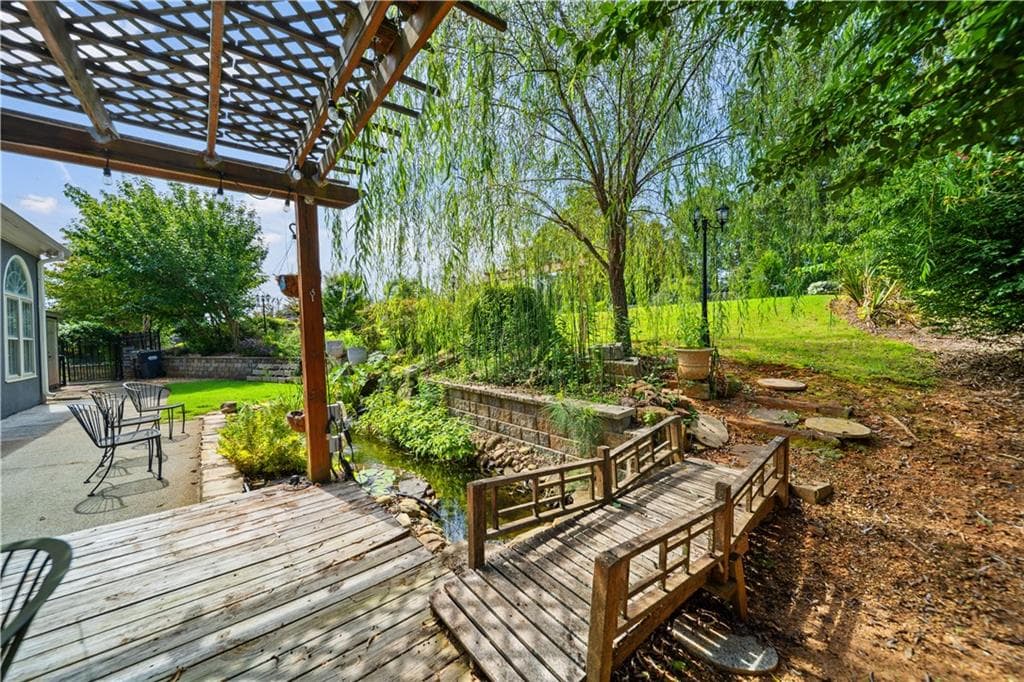 4 bedroom, 3 bathroom, 3,024 sq ft single family residence for sale at 931 New Bedford Drive, Marietta, GA 30068 — photo 9