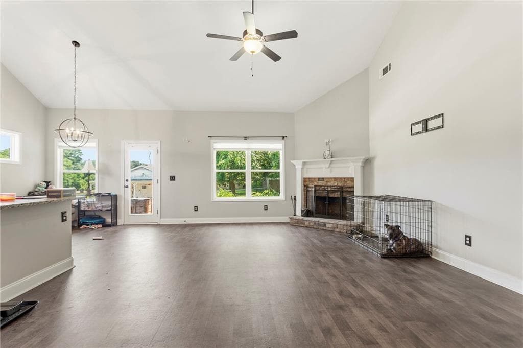 3 bedroom, 2 bathroom, 1,684 sq ft single family residence for sale at 47 Hoke Street, Maysville, GA 30558 — photo 3