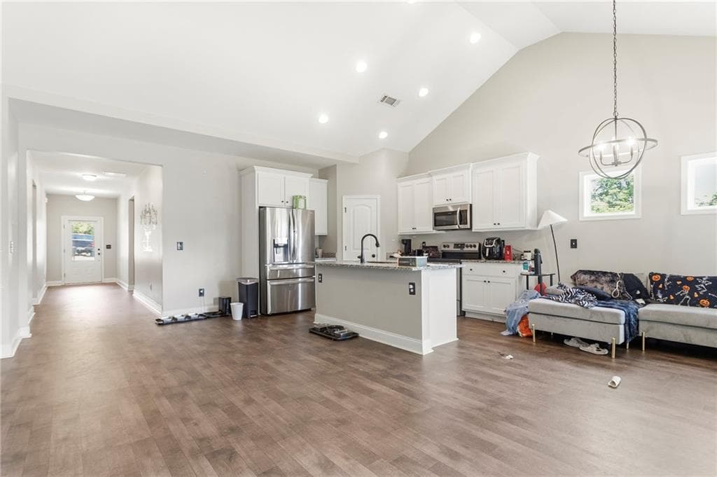 3 bedroom, 2 bathroom, 1,684 sq ft single family residence for sale at 47 Hoke Street, Maysville, GA 30558 — photo 6