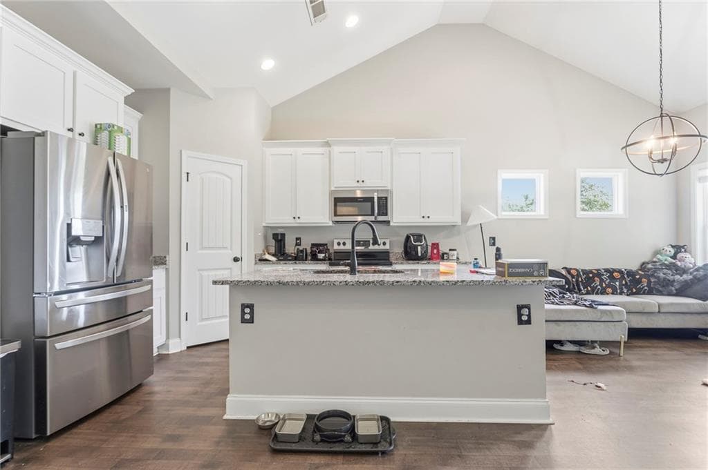 3 bedroom, 2 bathroom, 1,684 sq ft single family residence for sale at 47 Hoke Street, Maysville, GA 30558 — photo 8