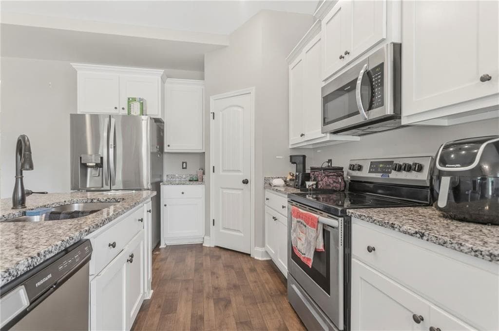 3 bedroom, 2 bathroom, 1,684 sq ft single family residence for sale at 47 Hoke Street, Maysville, GA 30558 — photo 9