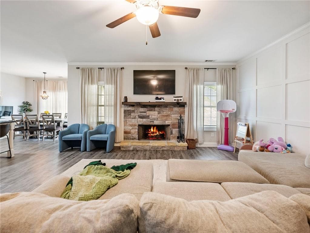 4 bedroom, 3 bathroom, 2,255 sq ft single family residence for sale at 6357 Woodland Station Drive, Lula, GA 30554 — photo 4
