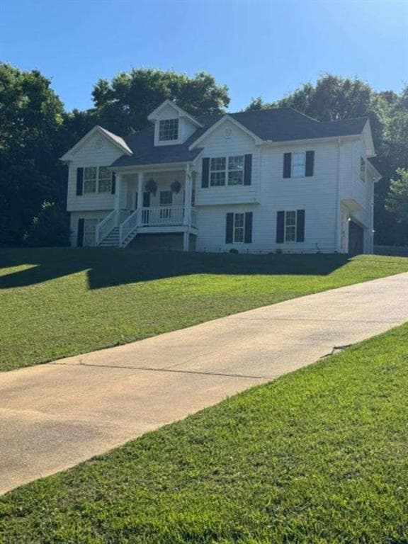 5 bedroom, 3 bathroom, 2,047 sq ft single family residence under contract at 157 Dogwood Glen Drive, Aragon, GA 30104